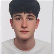 Profesor de Kimka para estudiante de la ESO